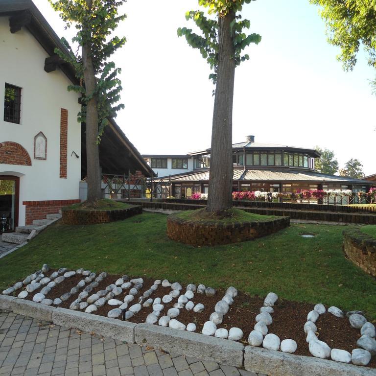 Hotel Novarello Granozzo con Monticello Zewnętrze zdjęcie