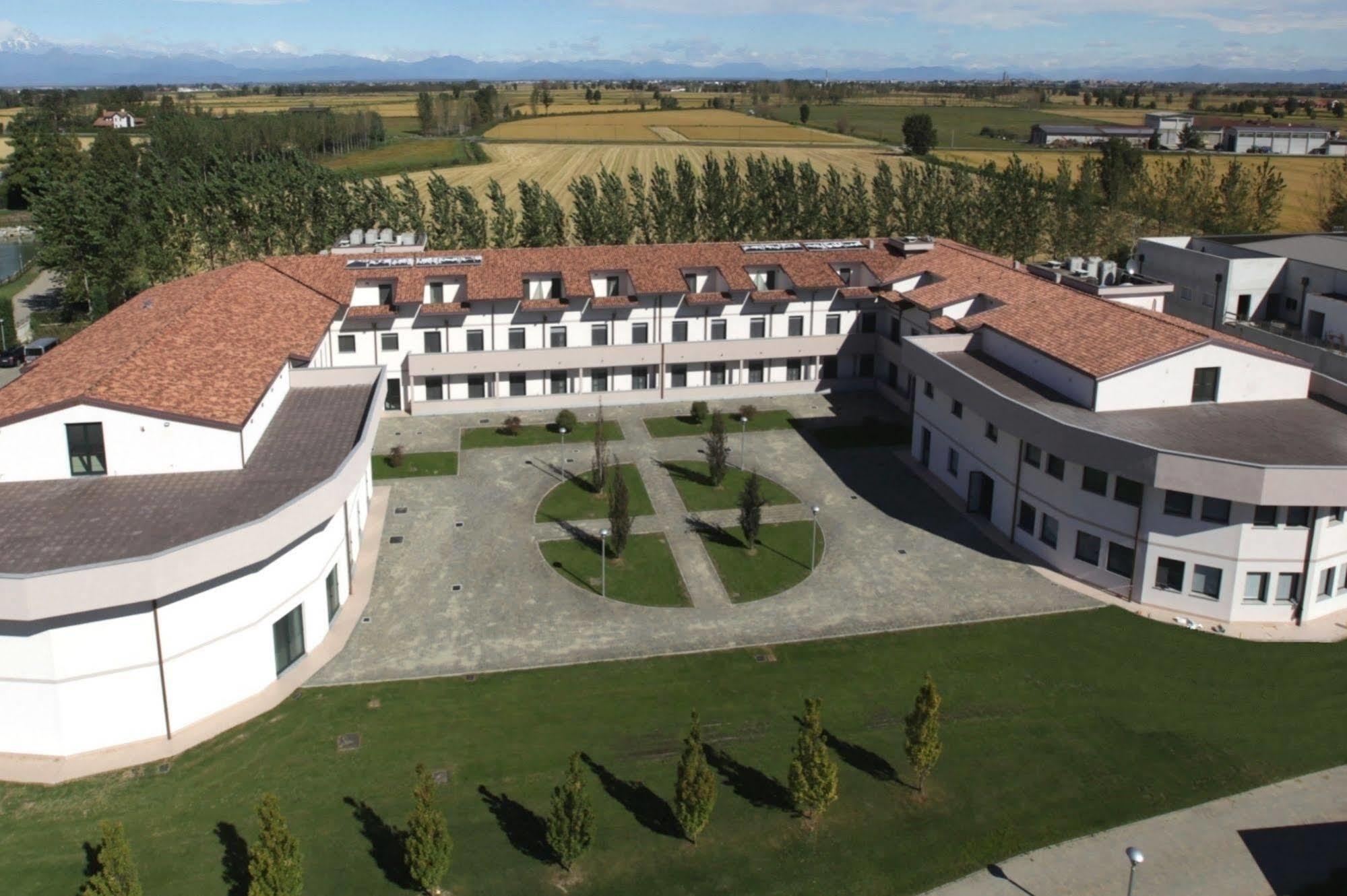 Hotel Novarello Granozzo con Monticello Zewnętrze zdjęcie